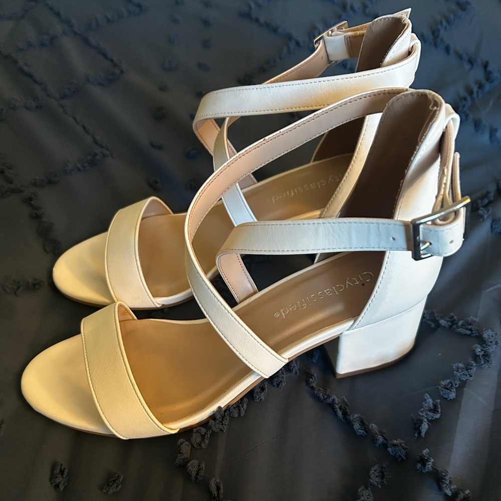 Cityclassified Cream Block Heel Sandals
